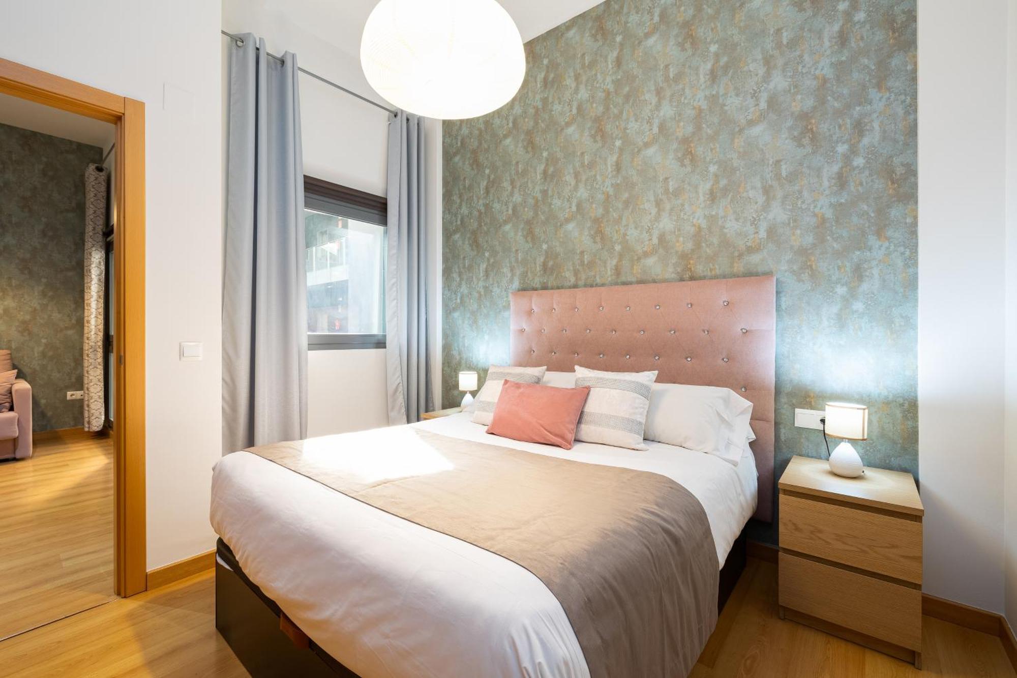 Апартаменты Holidays2Malaga Picasso Area Экстерьер фото